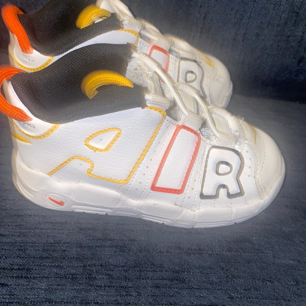Nike gently used boy toddler